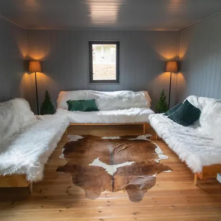 Maly Glamping * Oslov